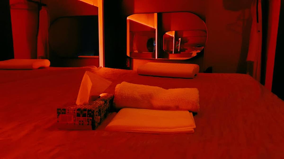 CandyShop - erotic massage parlor in Prague: review