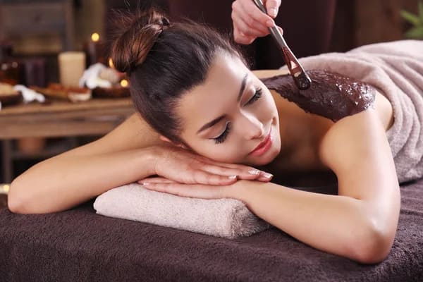 Interesting facts about chocolate and massage